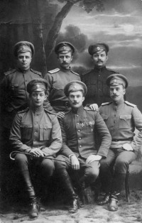 «Замечательно, что общество офицеров везде желает библиотек…»